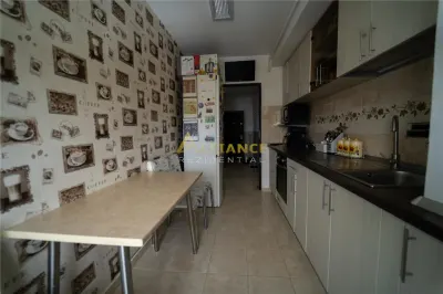 Apartament 3 camere cu 2 bai - Strada Solstitiului - foto 7