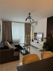 Apartament 2 camere decomandat de vanzare 58 mp  etaj 5/6  mobilat si utilat / parcare inclusa - foto 1