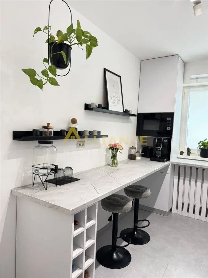 Apartament 2 camere decomandat de vanzare 58 mp  etaj 5/6  mobilat si utilat / parcare inclusa - foto 11
