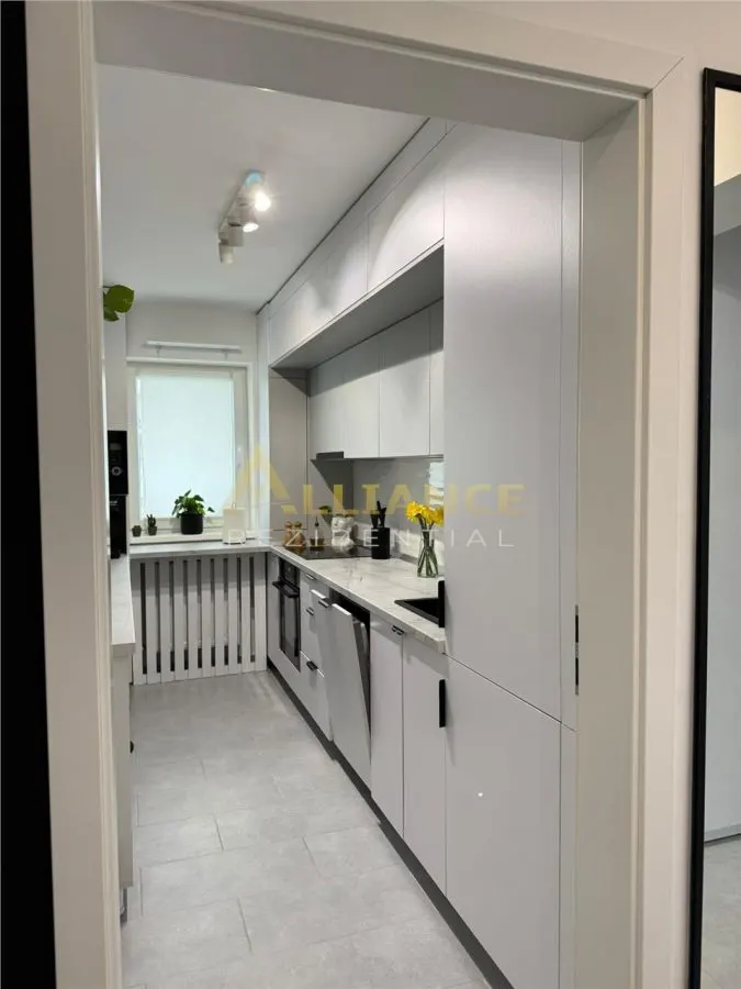 2 camere mobilat si utilat superb | Acces rapid metrou | Parcare inclusa - foto 17