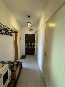 Apartament 3 camere Dristor, 5 min metrou, 64 mp, bloc anvelopat - foto 7
