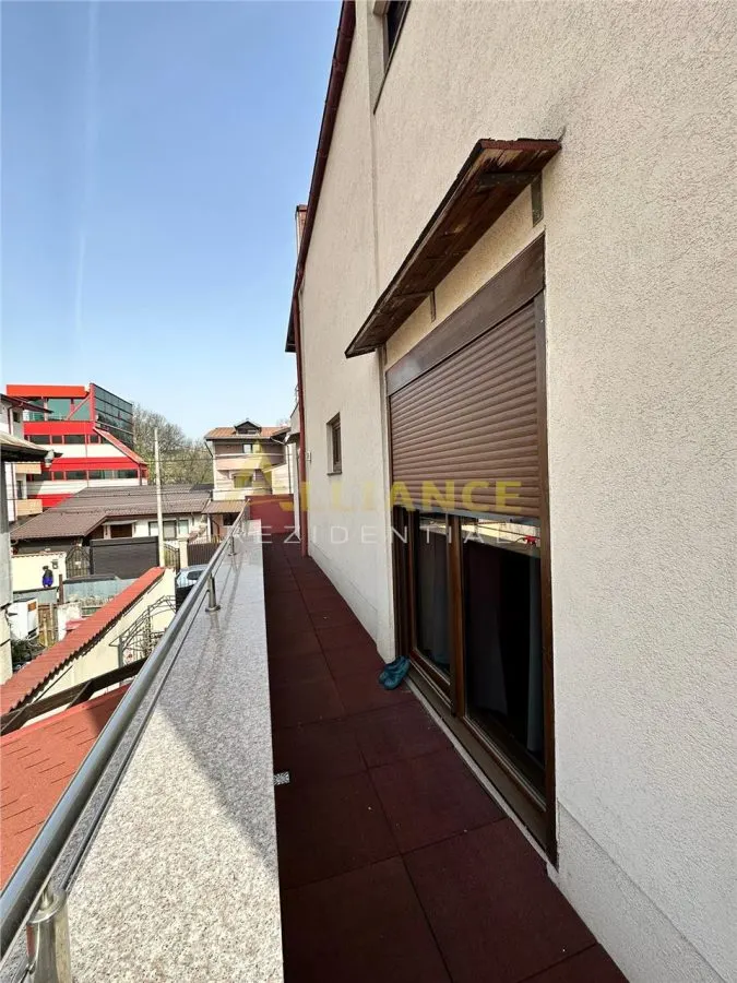 Piata Sudului ~Casa individuala 4 camere ~ 3 bai - foto 16
