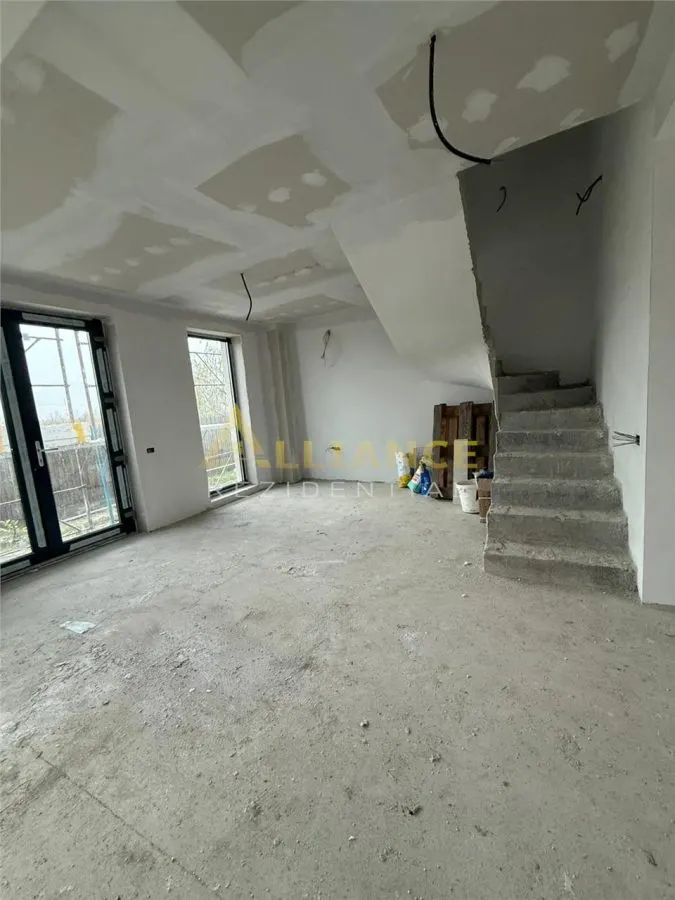 Casa 5 camere tip DUPLEX - 4 bai, Terasa + Curte, 250 MP - foto 6