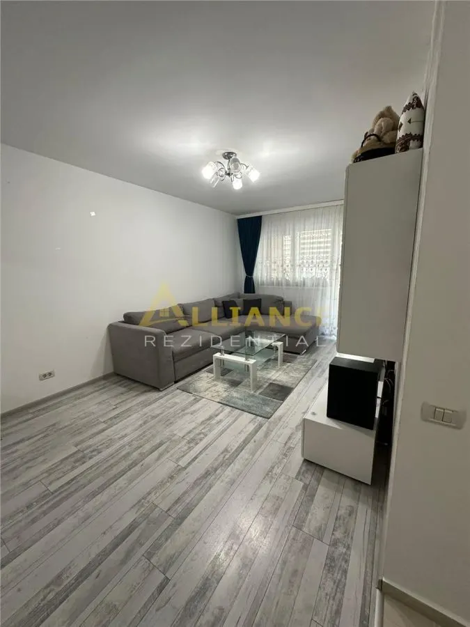 Apartament cu 2 camere I 2 parcari - foto 3