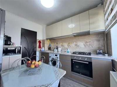 Apartament 3 camere Mobilat utilat Gata de mutare - foto 10