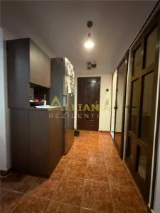 Apartament 3 camere - foto 12
