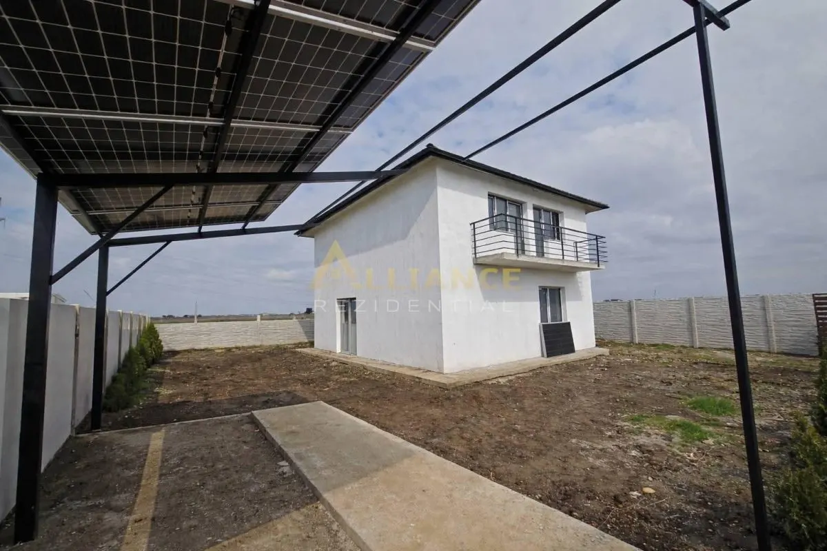 Vila individuala- 4 camere- panouri solare- 800m de STV - foto 1