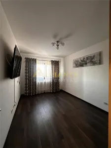 3 CAMERE METALURGIEI 81MP - foto 15