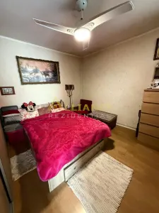 EXCLUSIVITATE casa + teren 754 mp | 2 locuinte | garaj | Catelu - foto 13
