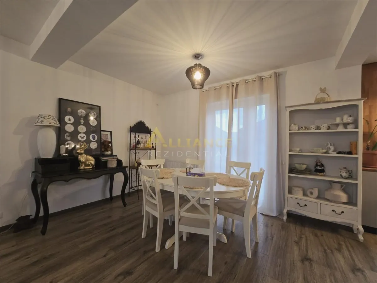 Casa individuala,bine amplasata,mobilata/utilata modern.Pret imbatabil. - foto 2