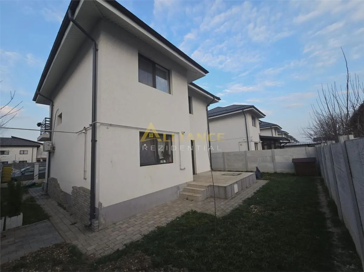 Casa individuala,bine amplasata,mobilata/utilata modern.Pret imbatabil. - foto 13