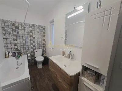 Casa individuala,bine amplasata,mobilata/utilata modern.Pret imbatabil. - foto 9