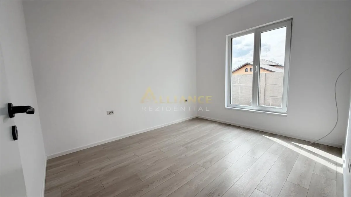 CASA DE  VANZARE - 3 camere - finisaje premium - foto 5