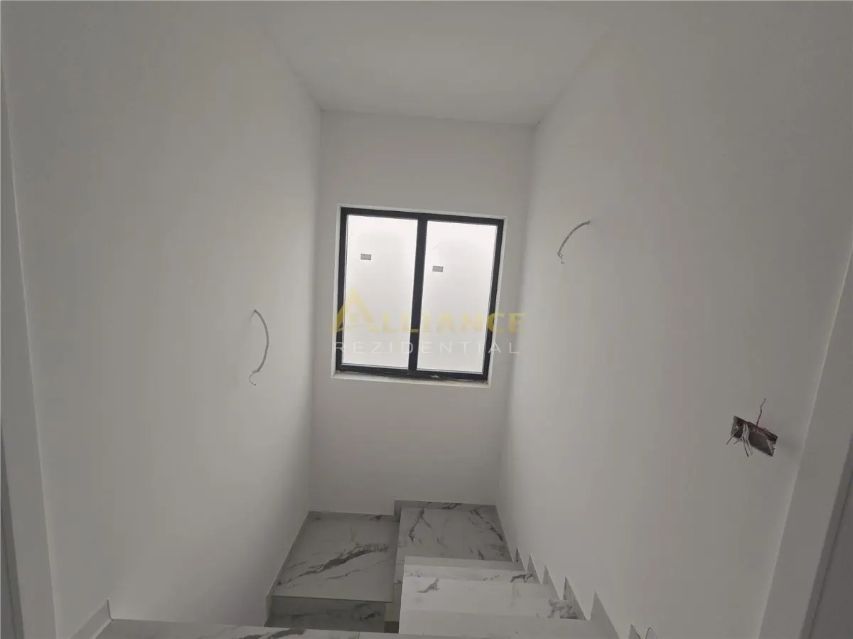 Vila individuala- 4 camere- 2 bai- 375mp teren - foto 5