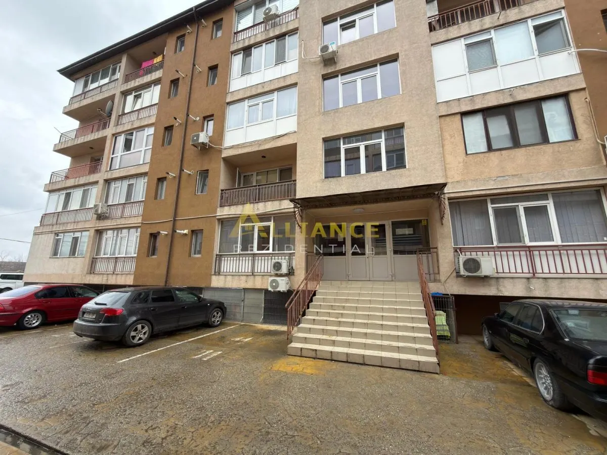 Garsoniera mobilata cu loc de parcare Popesti Leordeni - foto 5