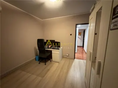 Apartament 3 camere de vanzare – Strada Izvorul Muresului - foto 11