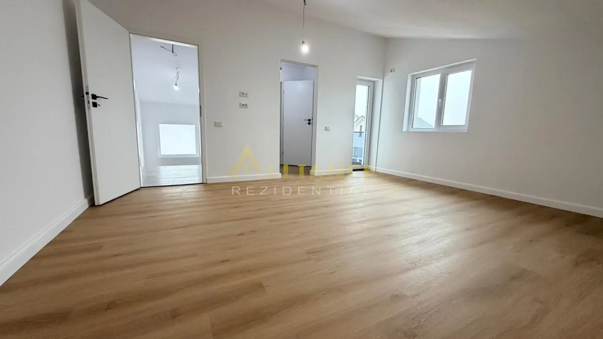 Casa individuala,materiale de calitate,incalzire in pardoseala. - foto 10