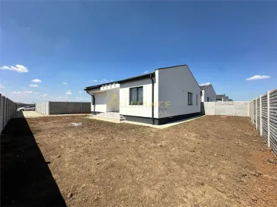  4 camere 2 bai teren 444mp PROMOTIE - Berceni