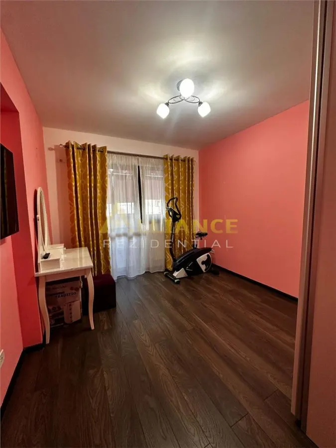 Apartament 3 camere - Aparatorii Patriei - foto 4