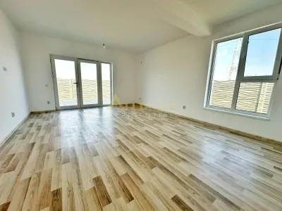 Casa individuala - 3 camere - 2 bai -310 mp teren - foto 18