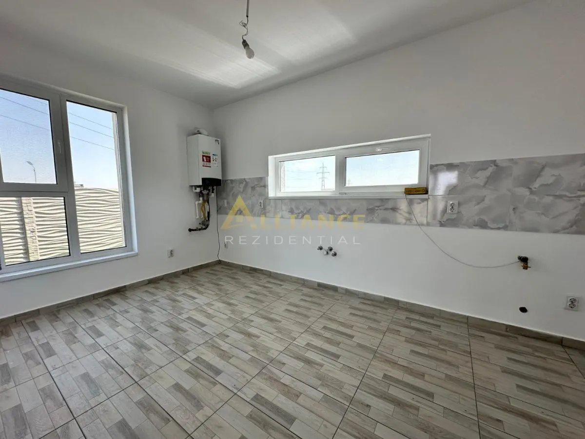 Casa individuala - 3 camere - 2 bai -310 mp teren - foto 10