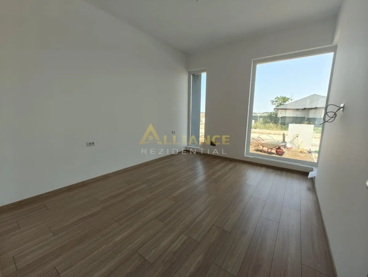 Casa Individuala - 4 camere - 2 bai - 423 mp teren - foto 10