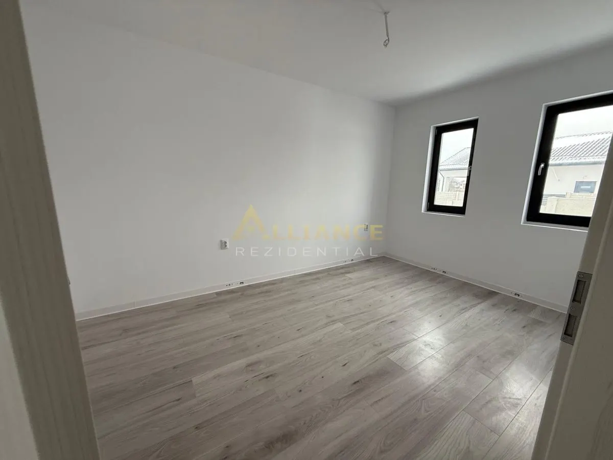 Casa individuala parter 4 camere 2 bai + dressing - foto 11