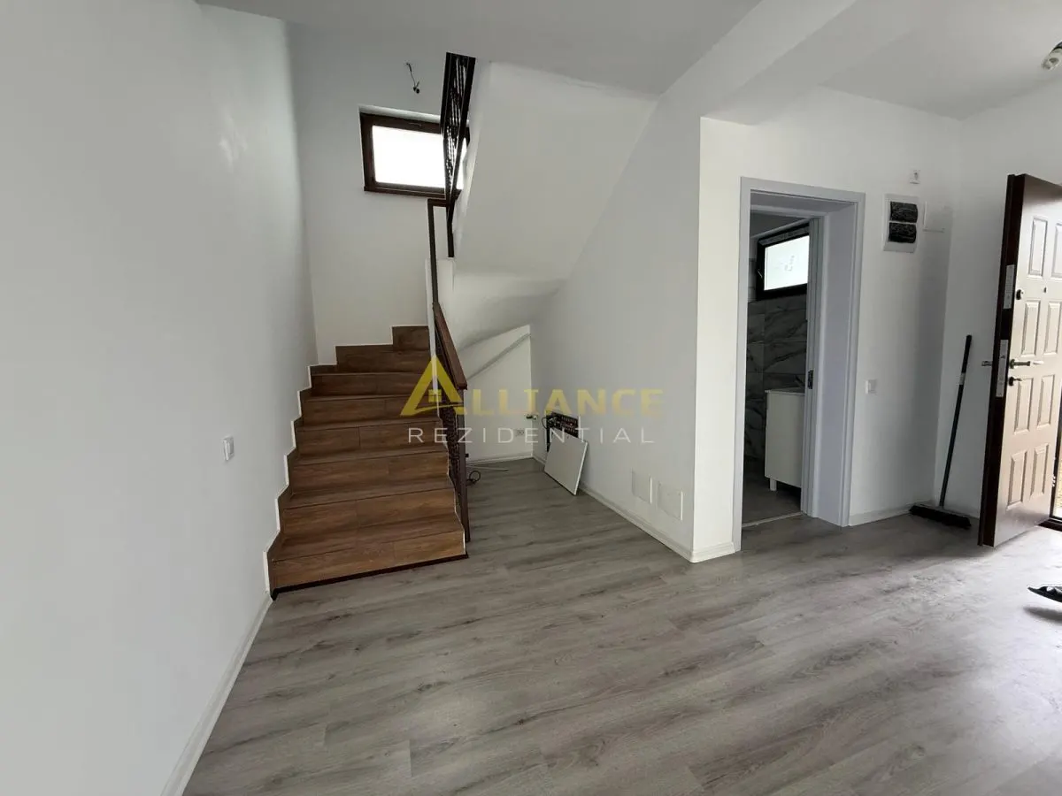 4 camere 2 bai 320mp teren - foto 4