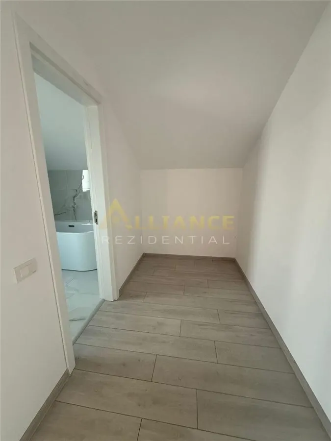 Vila pe prima strada / 4 Camere / 3 Bai / Incalzire Pardoseala / Teren 308 mp - foto 25