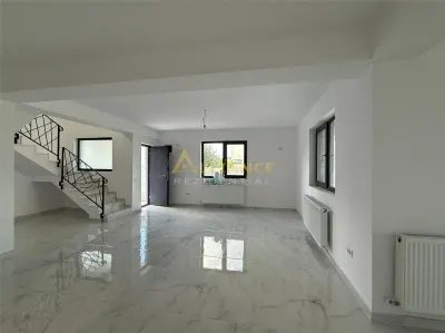 Vila pe prima strada / 4 Camere / 3 Bai / Incalzire Pardoseala / Teren 308 mp - foto 6