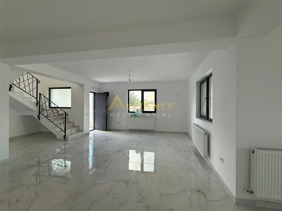 Vila pe prima strada / 4 Camere / 3 Bai / Incalzire Pardoseala / Teren 308 mp - foto 6