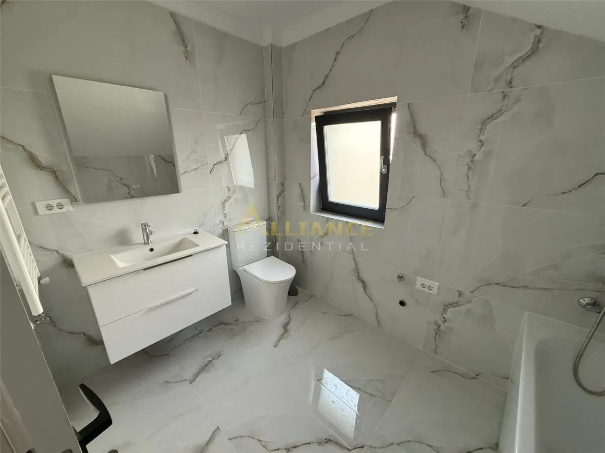 Vila pe prima strada / 4 Camere / 3 Bai / Incalzire Pardoseala / Teren 308 mp - foto 9