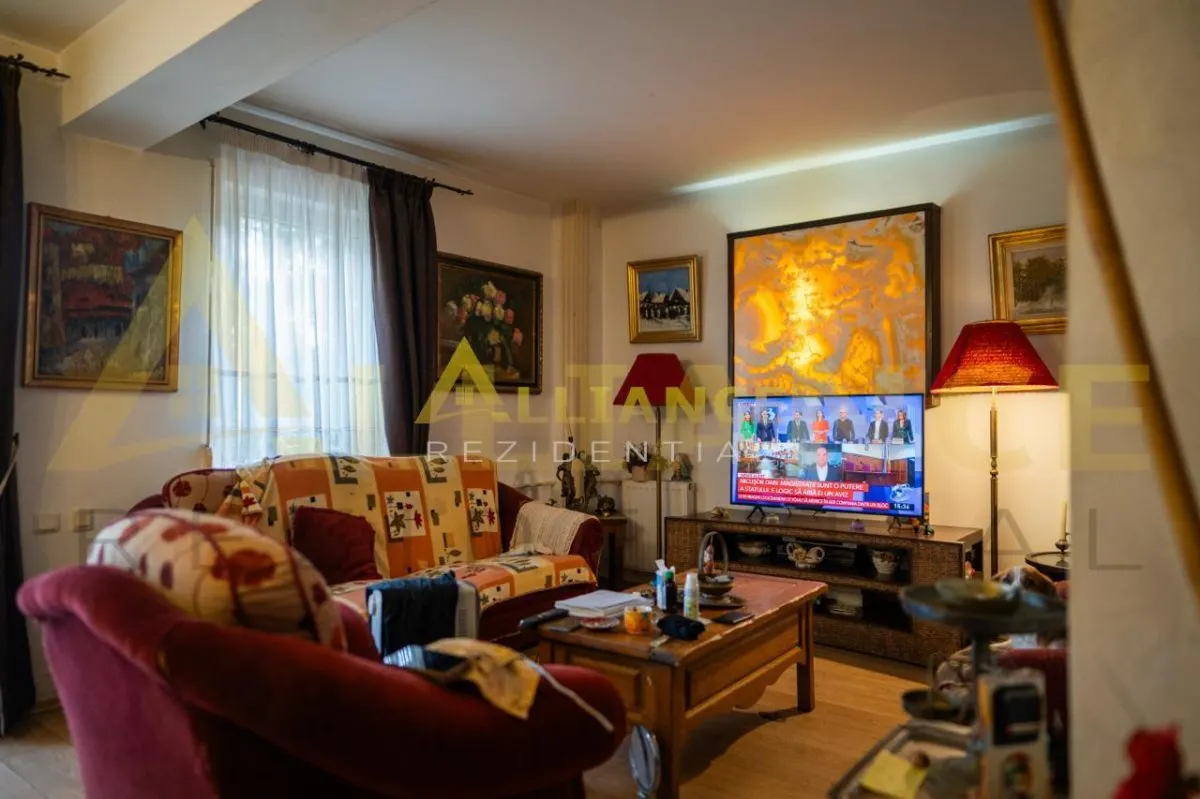 Proprietate Exclusivista cu Deschidere Spectaculoasa la Apa - Domeniu Privat cu Ponton si Teren Generos de 1800 mp - foto 10