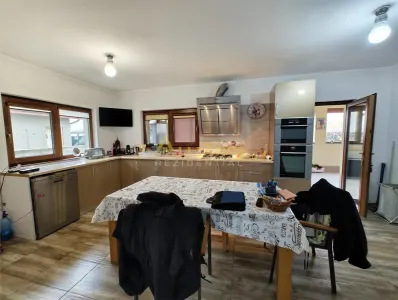 Casa comuna Berceni Ilfov - foto 17