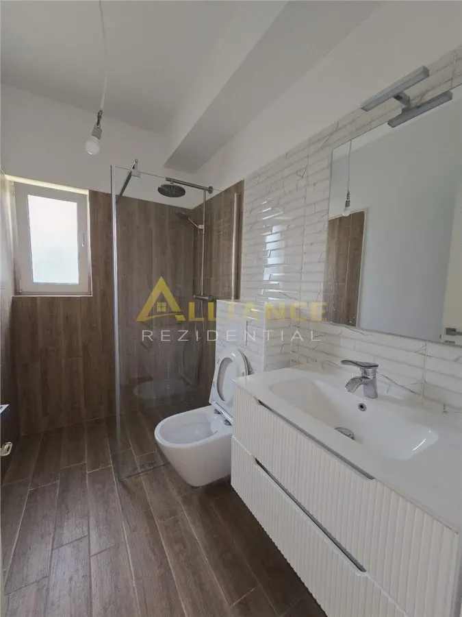 Vila tip duplex - 4 camere - 2 bai - pod - beci - foto 5