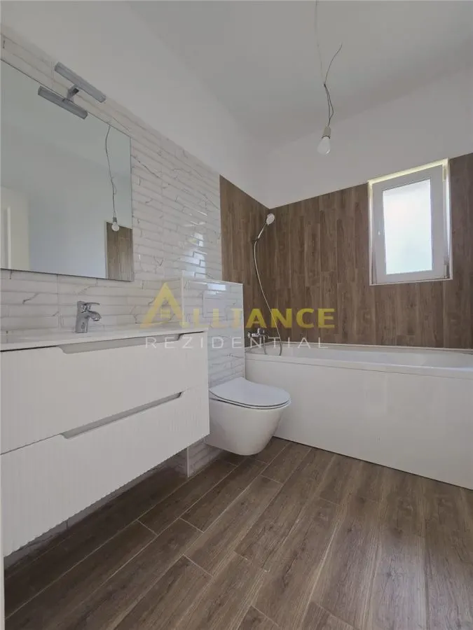 Vila tip duplex - 4 camere - 2 bai - pod - beci - foto 7