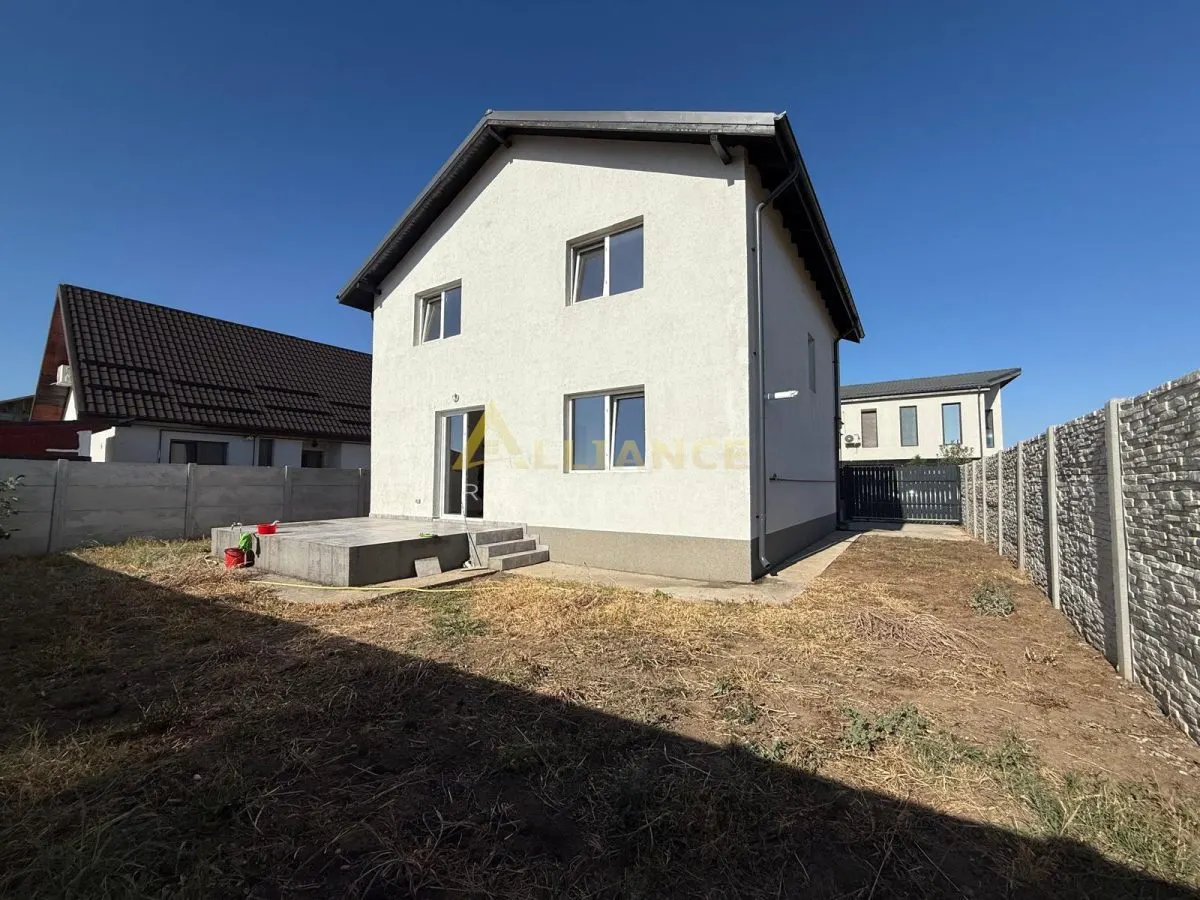 Vila individuala / 4 Camere / 2 Bai / Teren 300 mp - foto 3