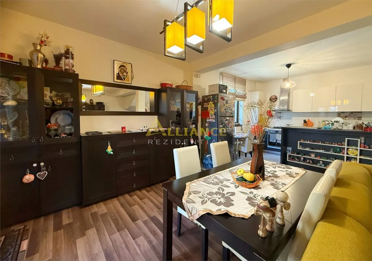 Duplex Mobilat / 4 Camere / 2 Bai / Teren 200 mp - foto 14