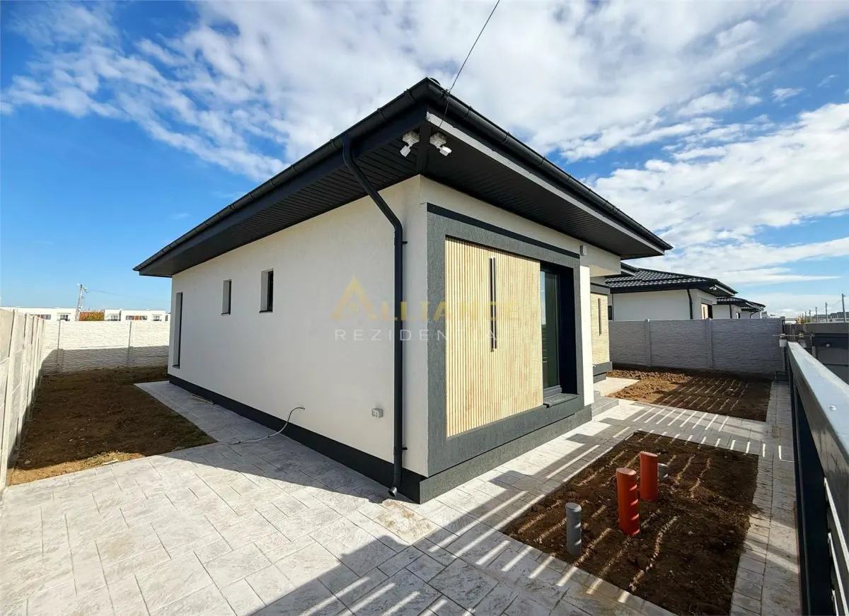 Casa Individuala / 4 Camere / 2 Bai / Teren 370 mp - foto 3