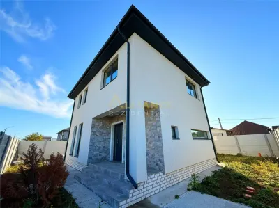 Vila Individuala / 4 Camere / 2 Bai / Pompa de caldura - Berceni