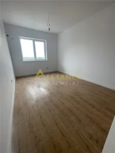 Garsoniera decomandata - Metrou Berceni - Popesti-Leordeni