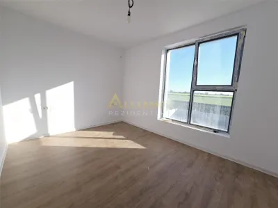 Vila individuala - 5 camere - 3 bai -  teren 428mp - pod - beci - foto 2