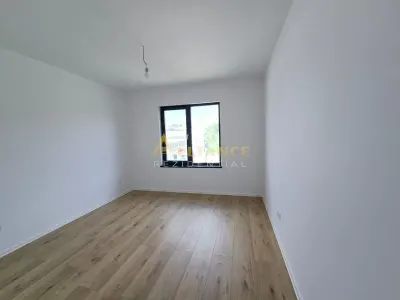 Casa individuala - 4 camere - 2 bai - 386mp teren- cartierul nou - foto 8