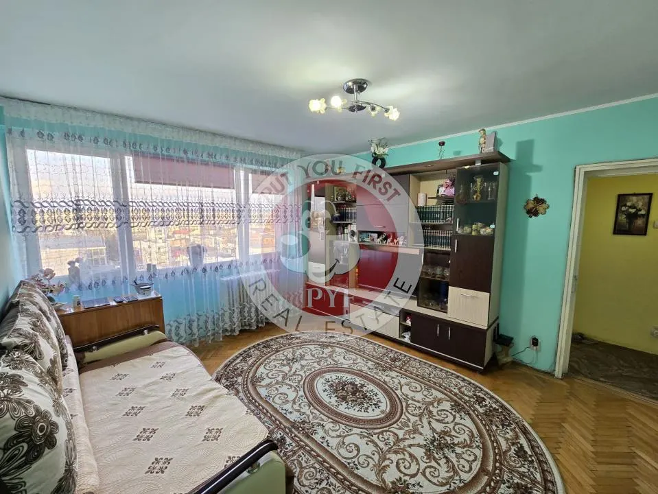 Lizeanu | 3 camere | 63mp | Semidecomandat | RS 1 | B12991 - foto 1