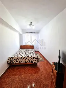 Apartament 4 camere conf 1 dec zona Ultracentral - foto 3