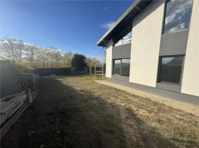 Vila single, arhitectura moderna, 1500 mp teren, beci - foto 4