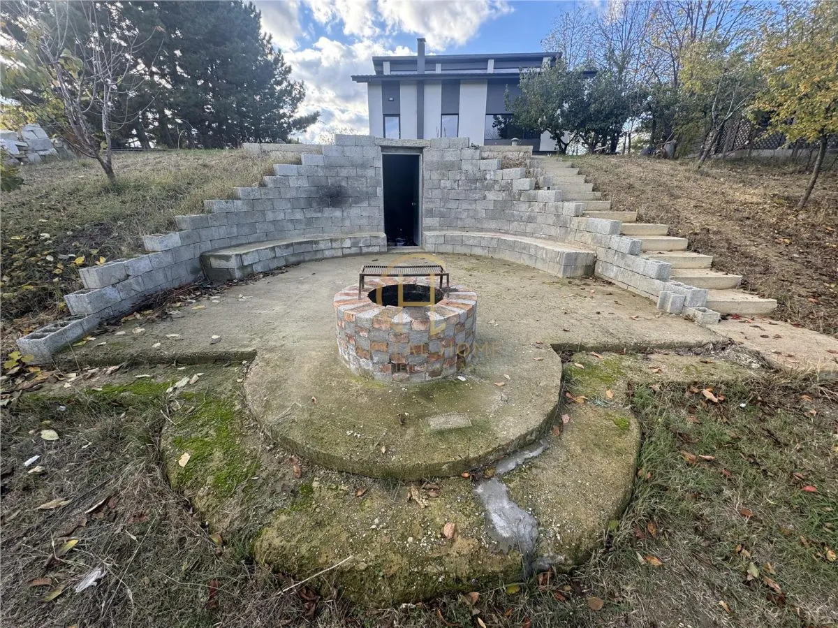 Vila single, arhitectura moderna, 1500 mp teren, beci - foto 6