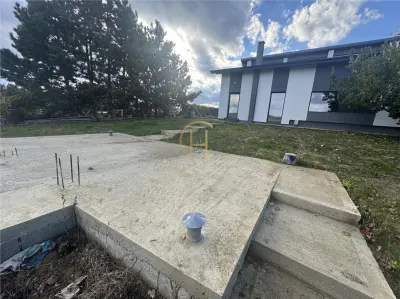 Vila single, arhitectura moderna, 1500 mp teren, beci - foto 7