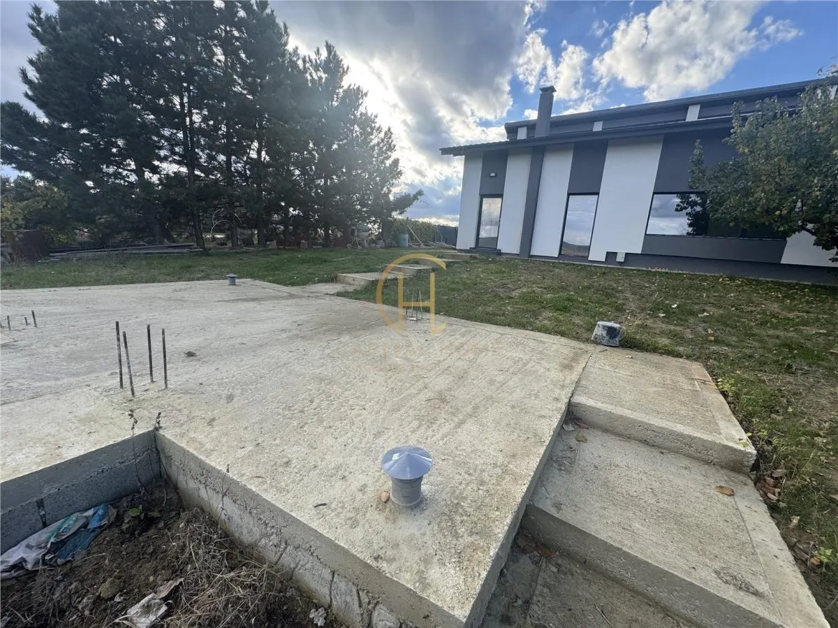 Vila single, arhitectura moderna, 1500 mp teren, beci - foto 7