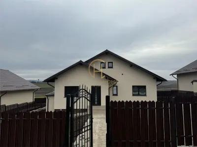 Casa individuala 2 bai 4 camere si beci - 500 mp teren - Balciu